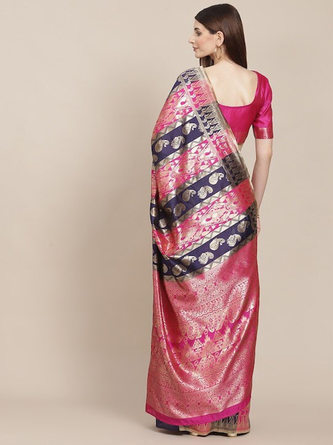 

AADVIKA Woven Design Zari Silk Blend Kanjeevaram Saree, Pink