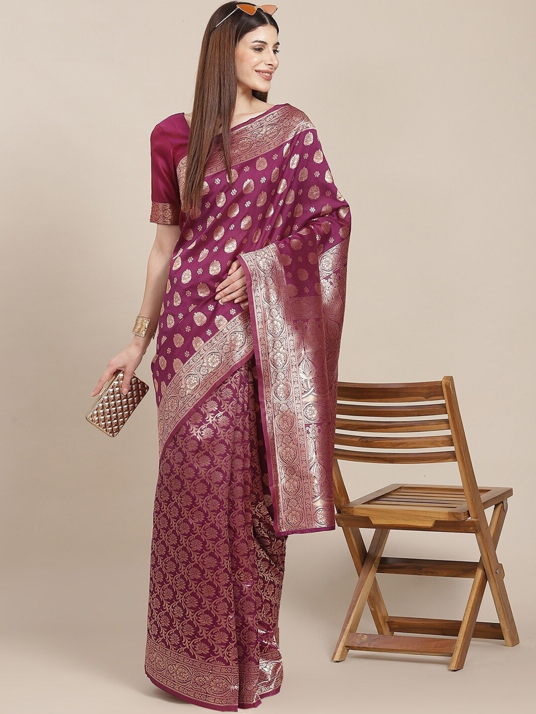 

AADVIKA Woven Design Zari Silk Blend Kanjeevaram Saree, Purple