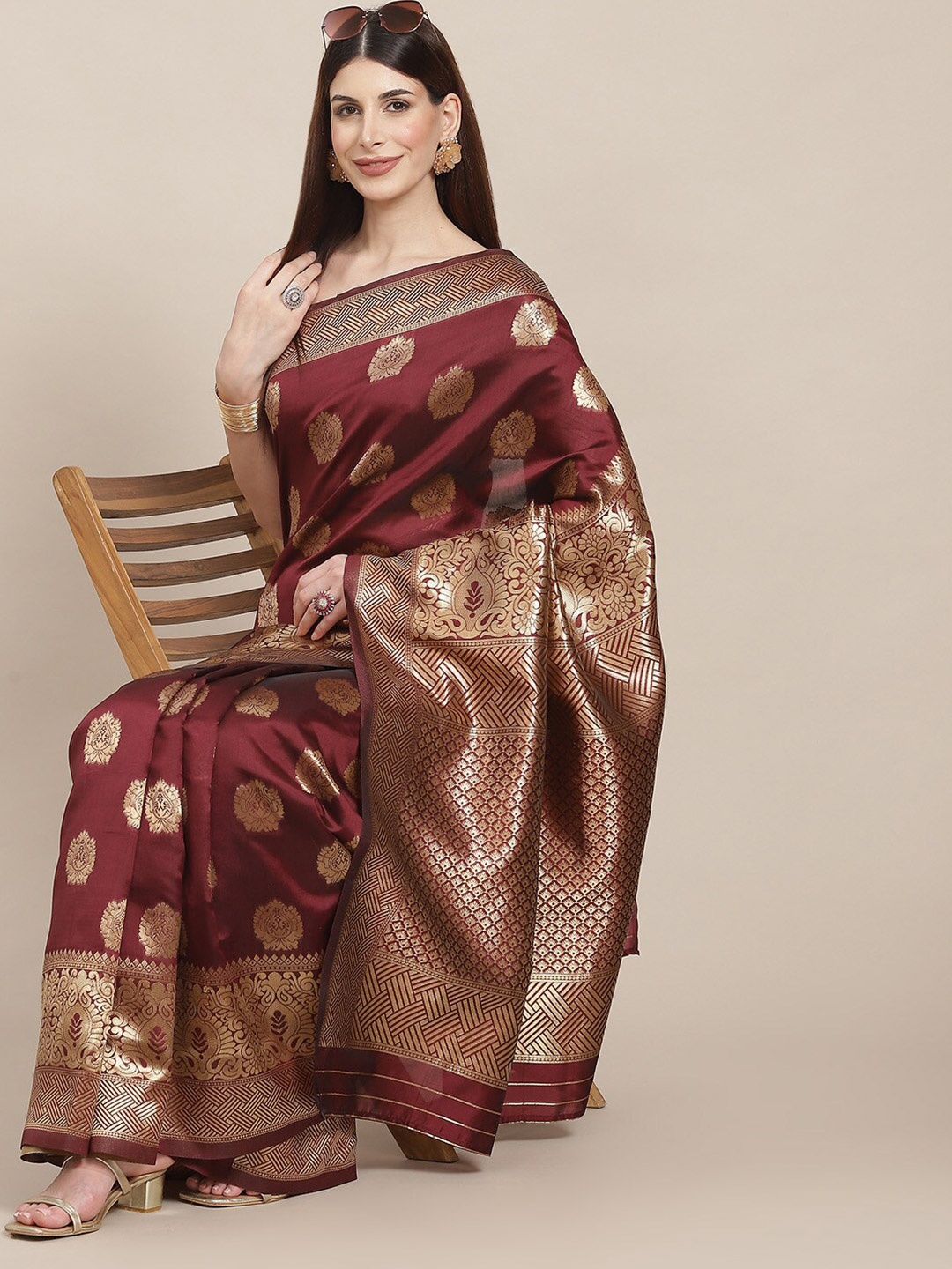 

AADVIKA Ethnic Motifs Zari Kanjeevaram Saree, Brown