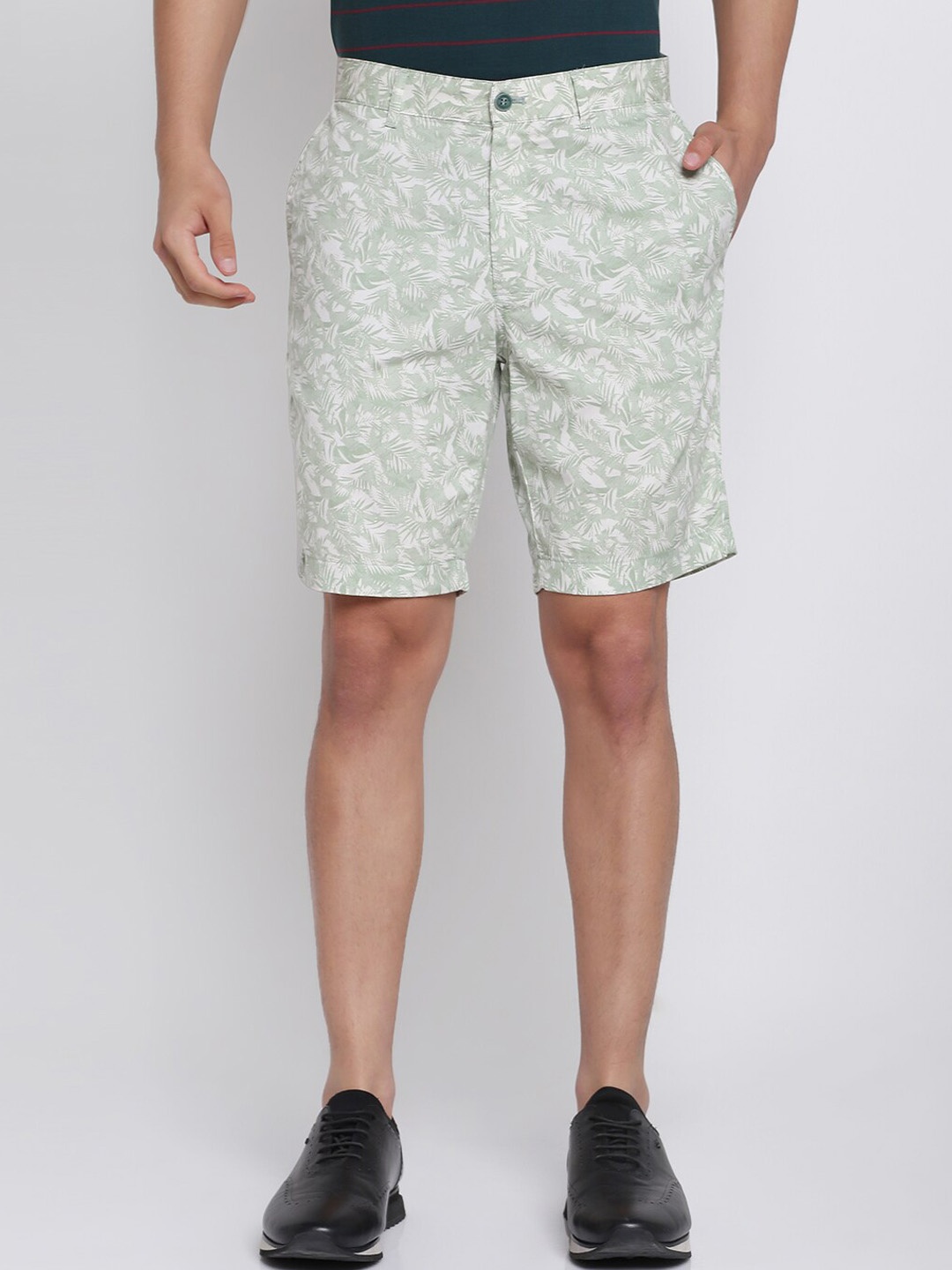 

Blackberrys Men Cotton Floral Printed Slim Fit Shorts, White