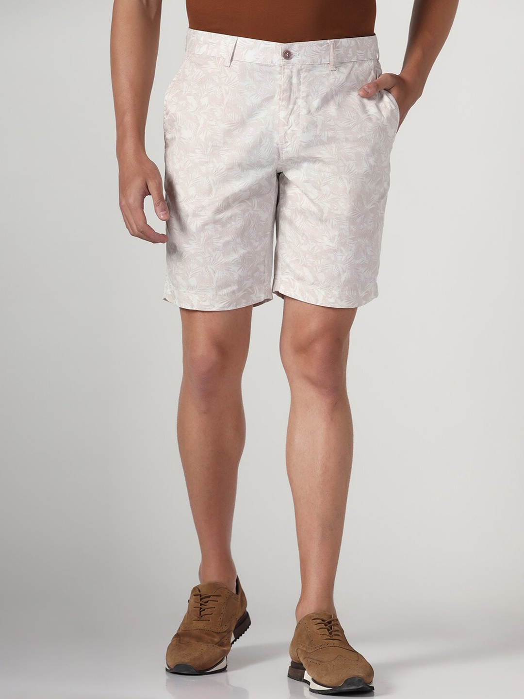 

Blackberrys Men Cotton Floral Printed Slim Fit Chino Shorts, White