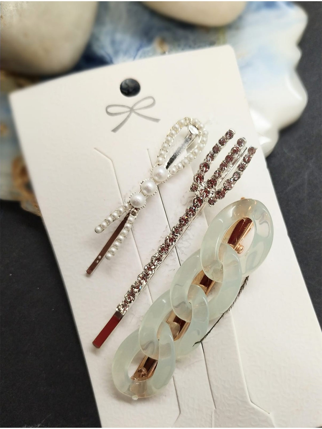 

FEMMIBELLA Women Set of 3 Embellished Hair Accessory Set, White
