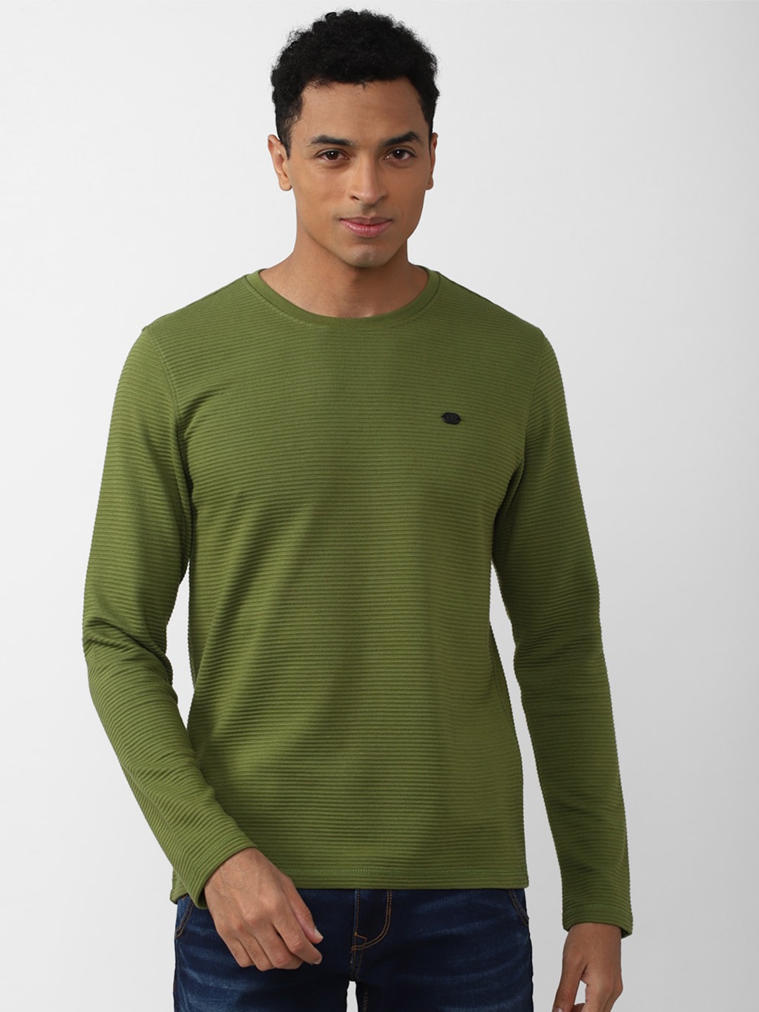 

Peter England Casuals Men Slim Fit T-shirt, Olive