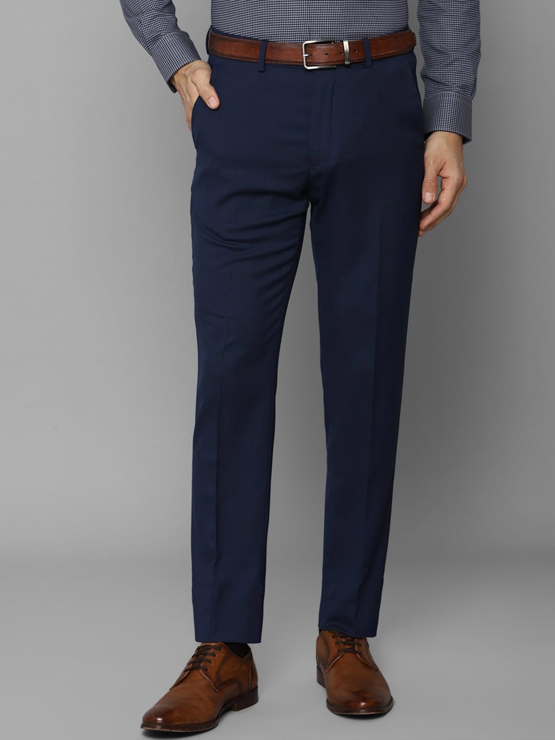 

Louis Philippe Men Slim Fit Trousers, Navy blue