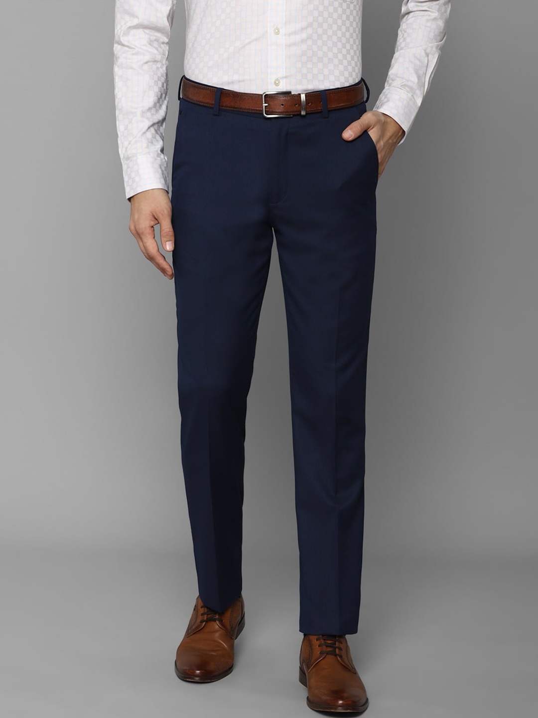 

Louis Philippe Men Slim Fit Formal Trousers, Navy blue