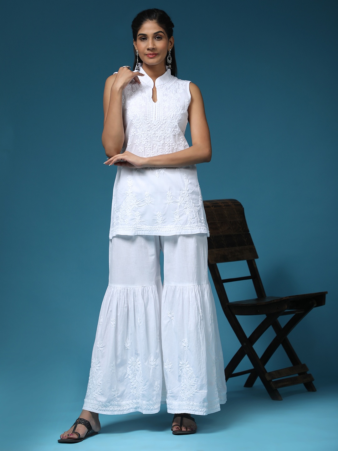 

HOUSE OF KARI Chikankari Embroidered Cotton Tunic, White