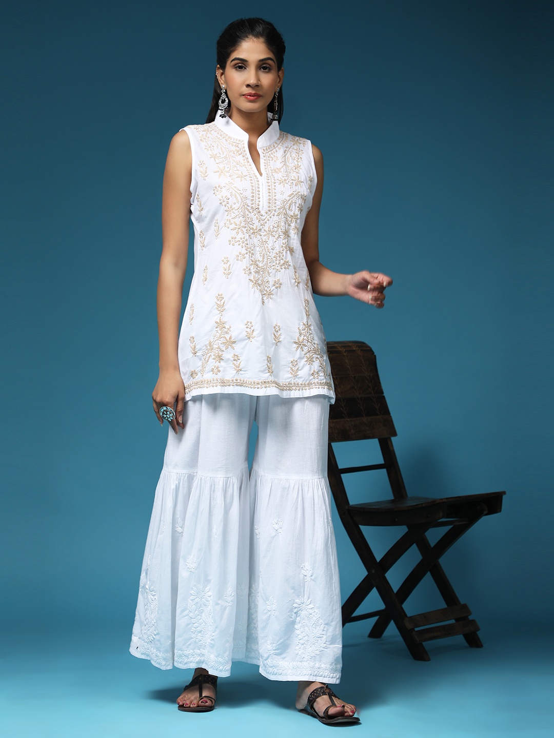 

HOUSE OF KARI Chikankari Embroidered Cotton Tunic, White