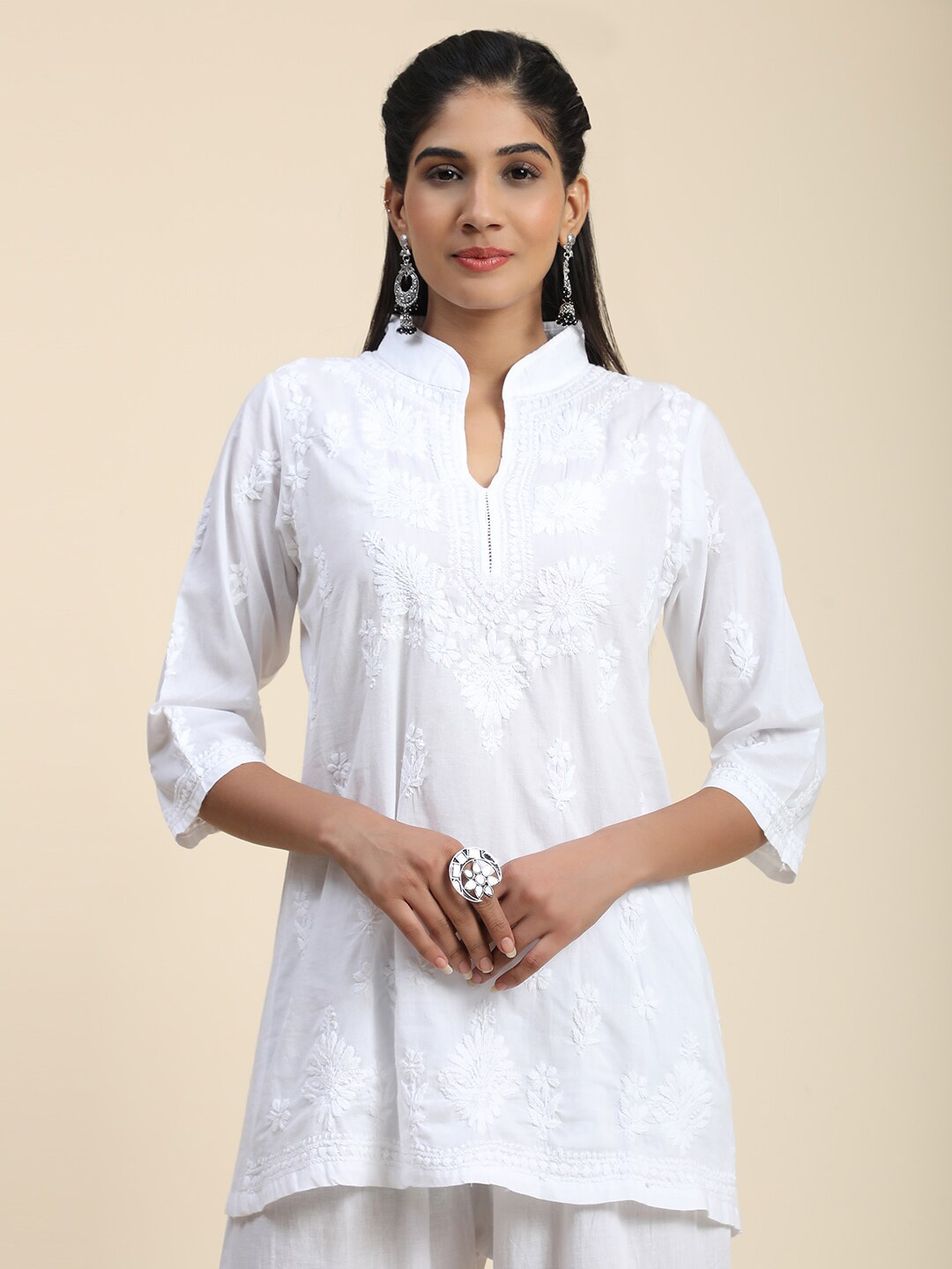 

HOUSE OF KARI Chikankari Embroidered Cotton Tunic, White