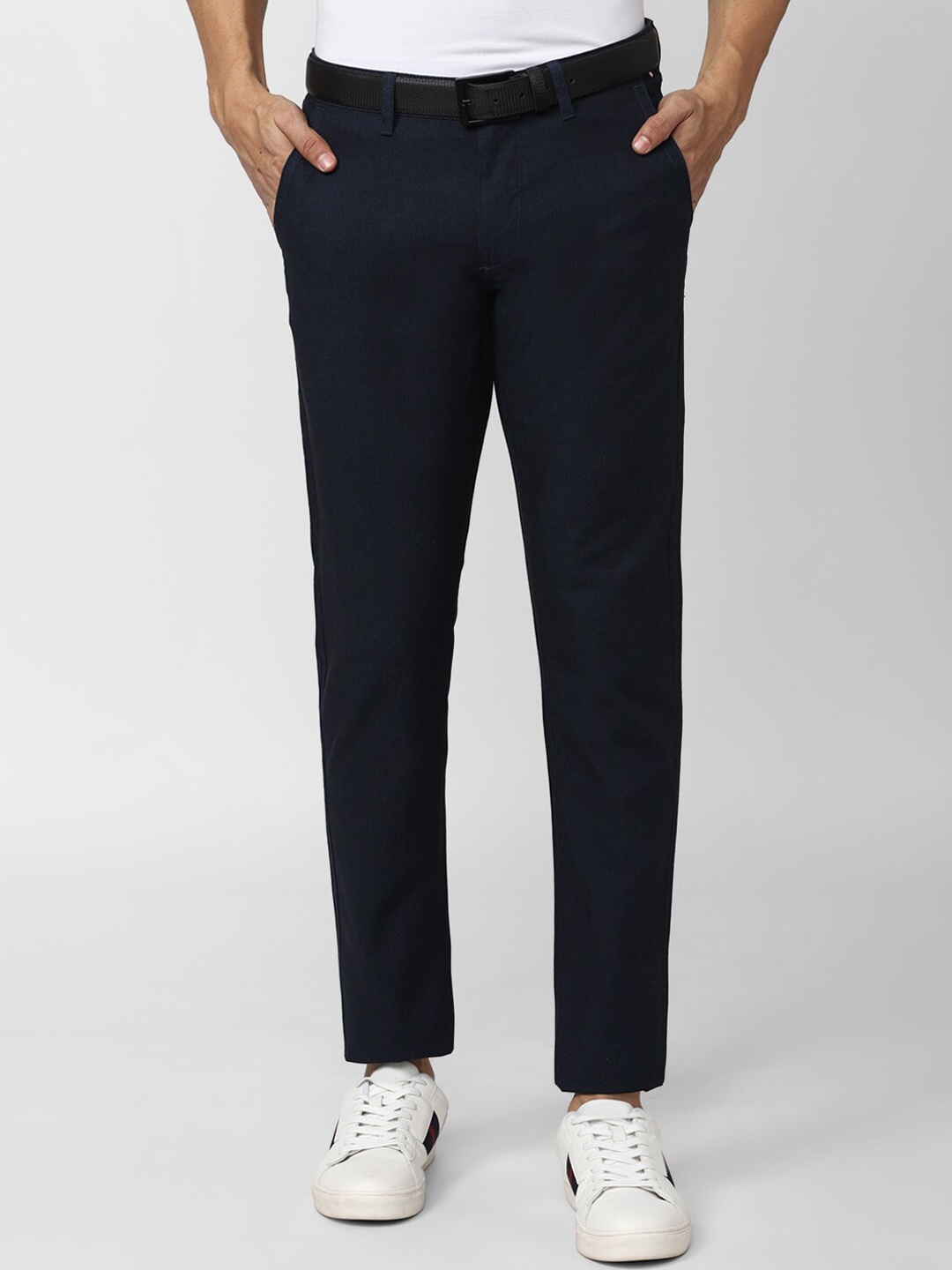 

Van Heusen Sport Men Slim Fit Cotton Chinos Trousers, Navy blue