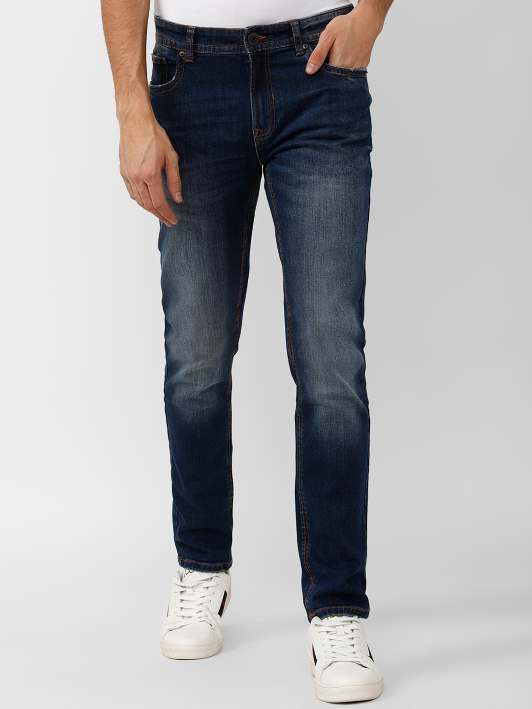 

Peter England Casuals Men Cotton Skinny Fit Heavy Fade Jeans, Navy blue