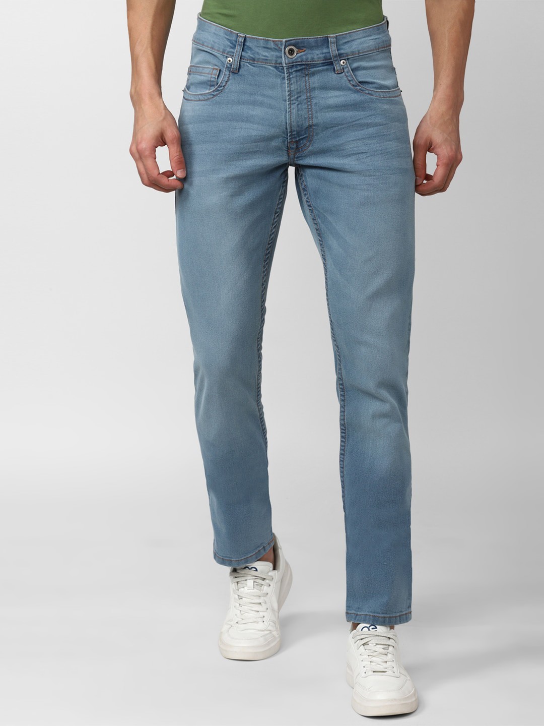 

Peter England Casuals Men Solid Slim Fit Light Fade Jeans, Blue