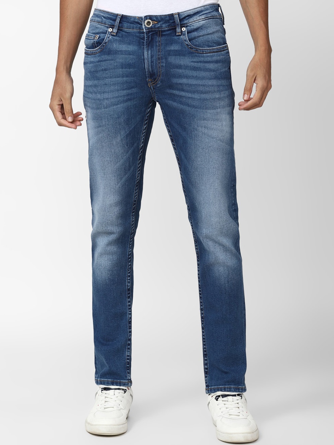 

Peter England Casuals Men Solid Slim Fit Heavy Fade Jeans, Blue