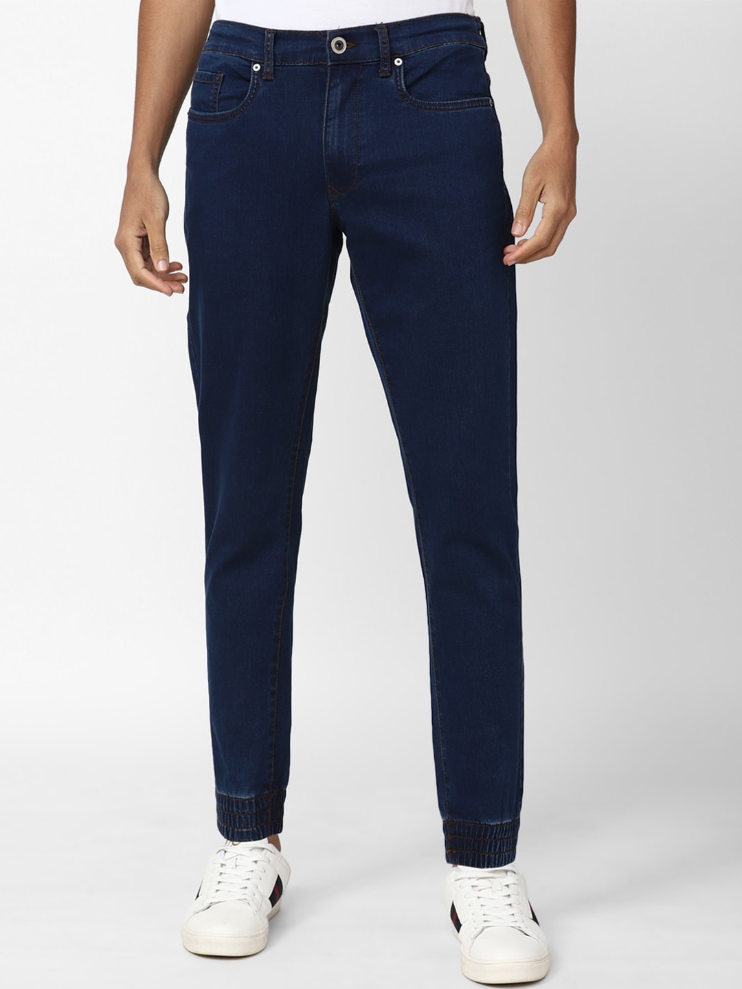 

Peter England Casuals Men Slim Fit Cuffed Hem Jeans, Navy blue