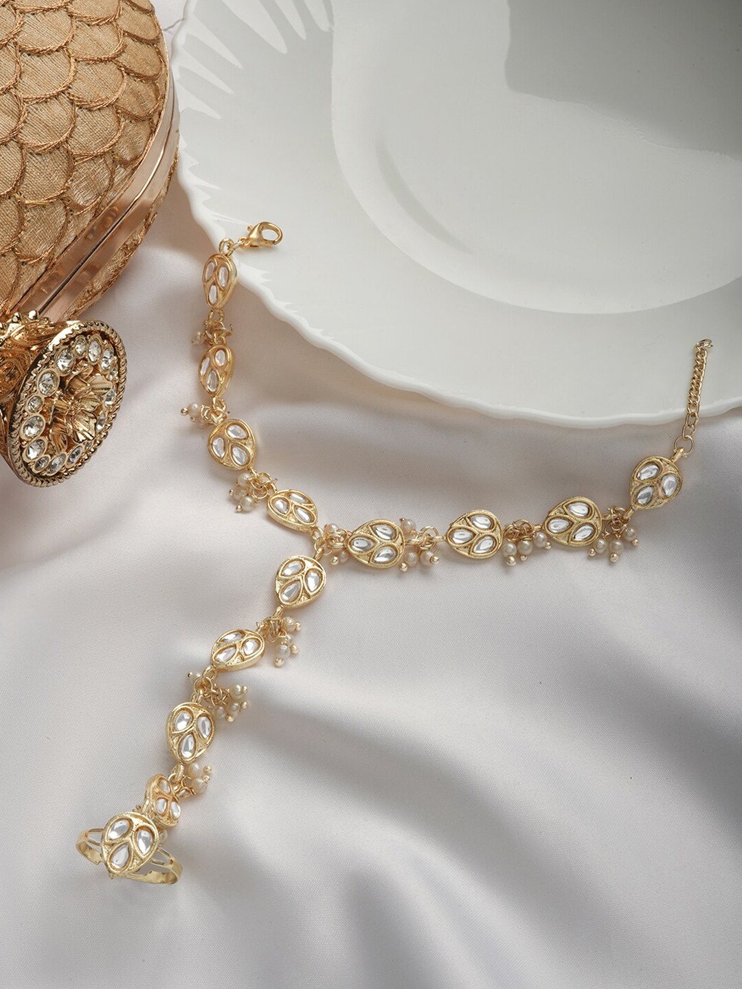 

TEEJH Women Pearls Gold-Plated Ring Bracelet