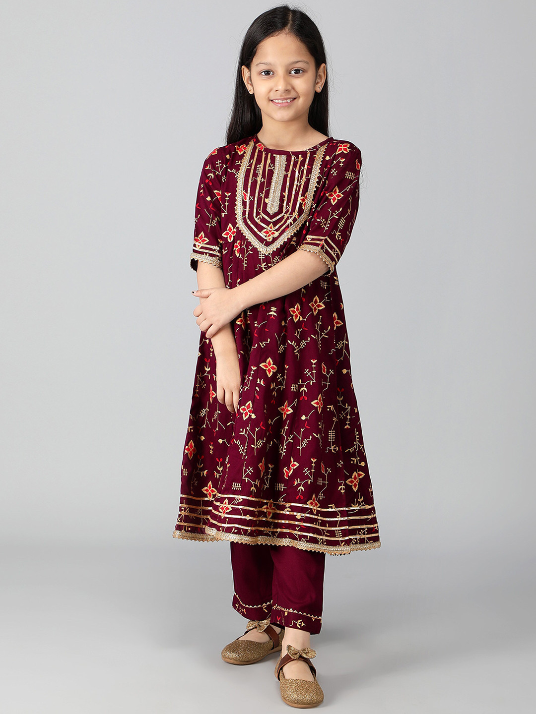 

misbis Girls Ethnic Motifs Printed Gotta Patti Kurta with Trousers & With Dupatta, Magenta