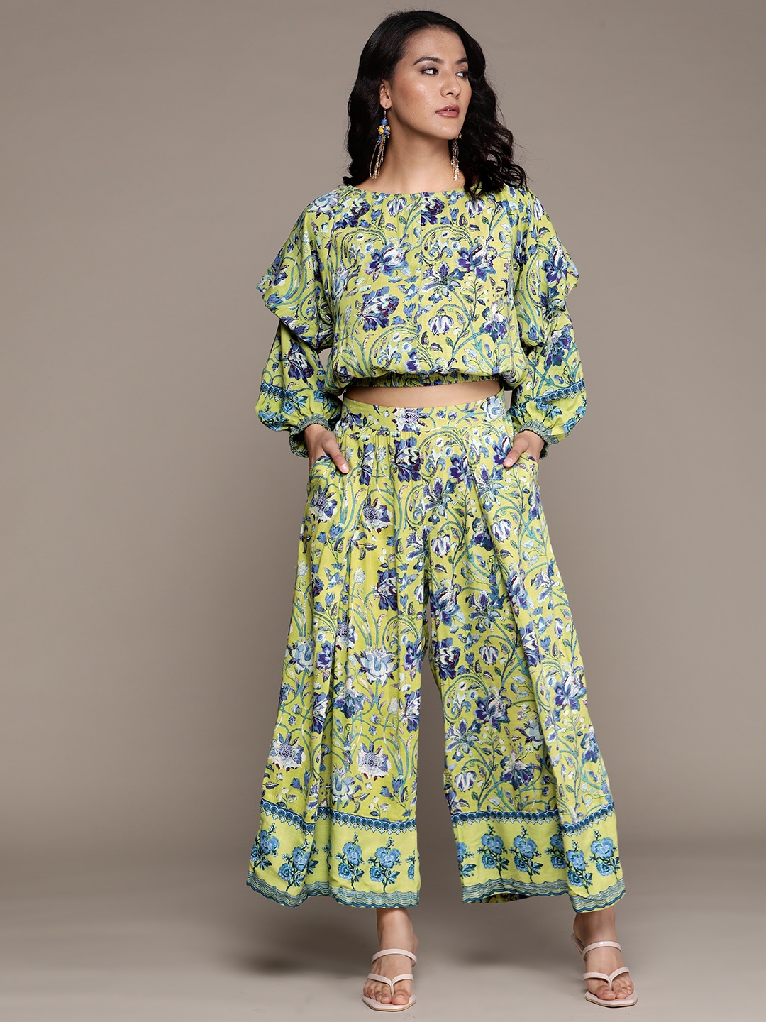 

aarke Ritu Kumar Women Printed Top With Palazzos, Green