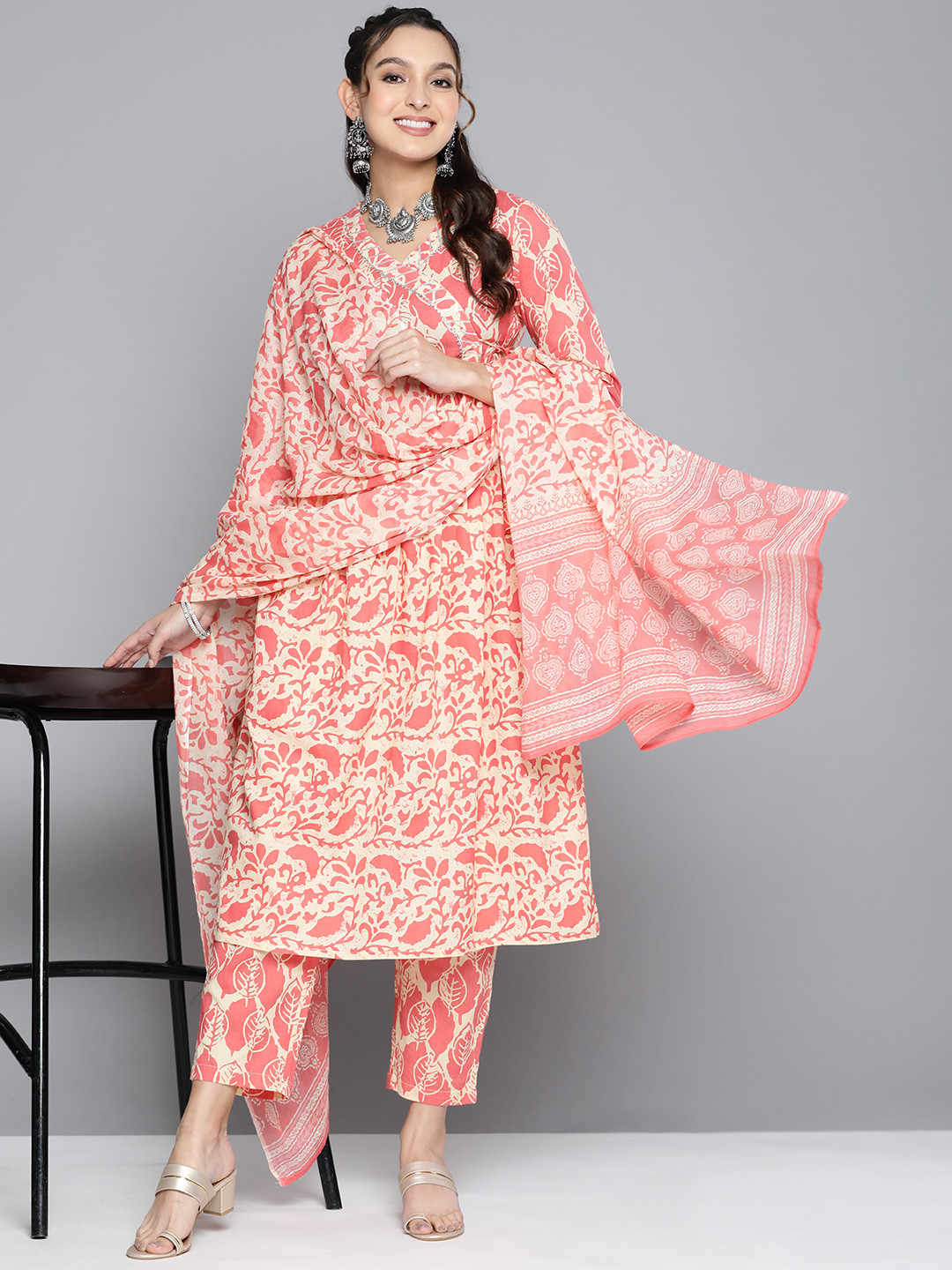 

HERE&NOW Women Printed Angrakha Gotta Patti Kurta With Trousers & With Dupatta, Pink