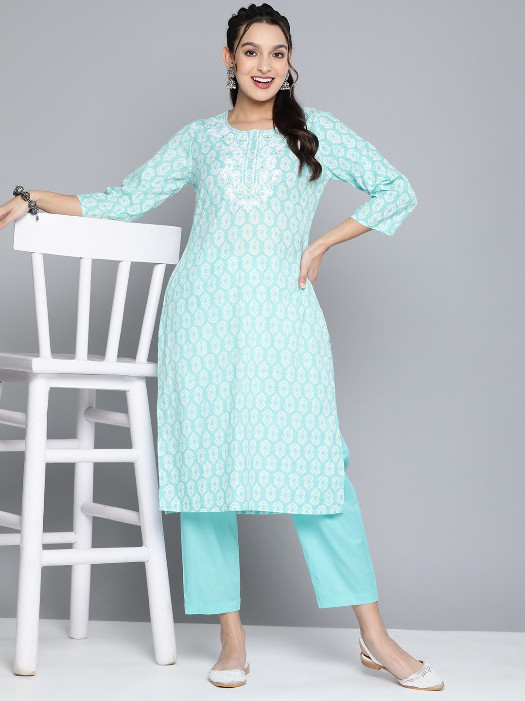 

HERE&NOW Women Floral Yoke Design Mirror Work Pure Cotton Kurta with Palazzos, Turquoise blue