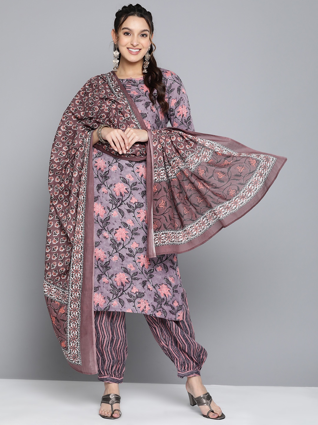 

HERE&NOW Women Off White Floral Printed Kurta with Palazzos & With Dupatta