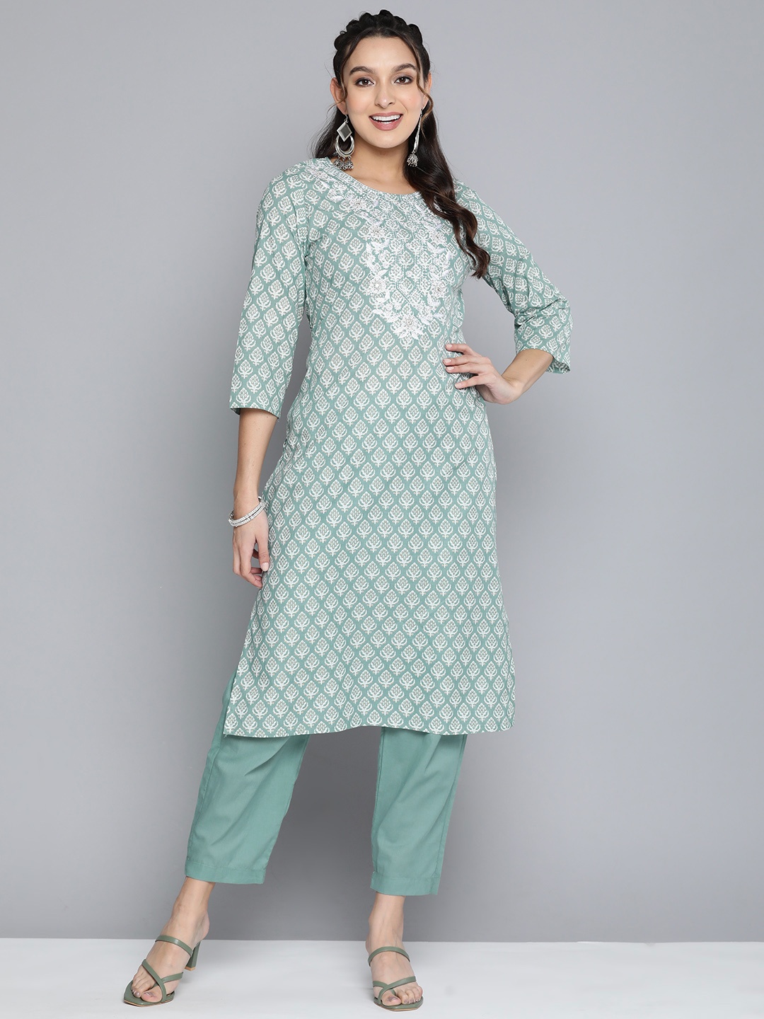 

HERE&NOW Women Ethnic Motifs Embroidered Mirror Work Pure Cotton Kurta With Trousers, Olive
