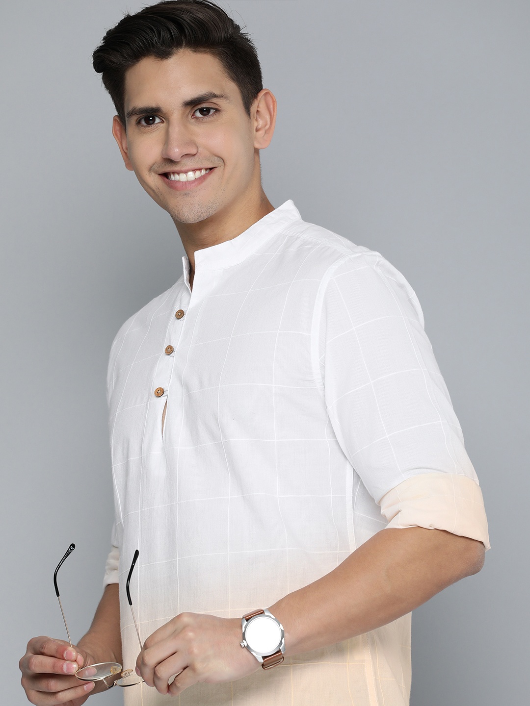 

HERE&NOW Men Slim Fit Ombre Colourblocked Casual Shirt, White