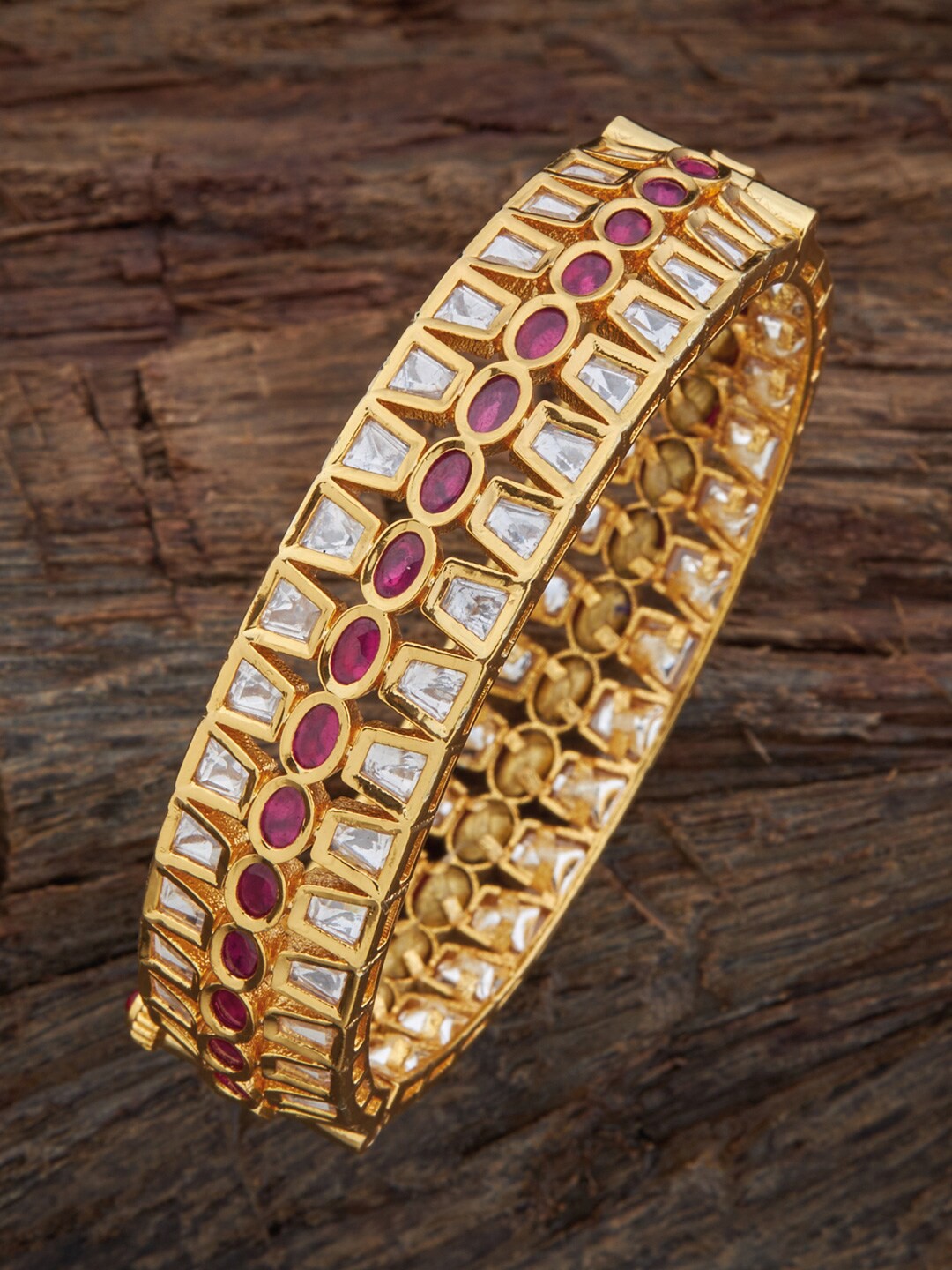 

Kushal's Fashion Jewellery Gold-Plated Kundan-Studded Vilandi Bangle