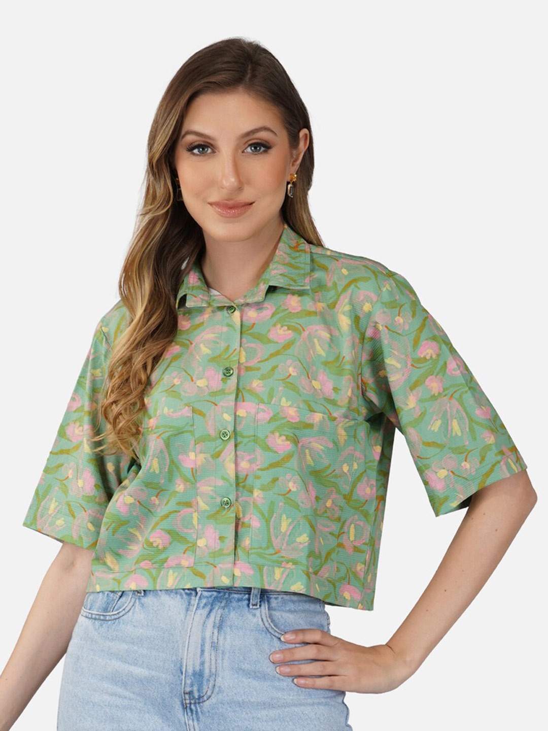 

Tinted Women Green Comfort Floral Printed Casual Shirt