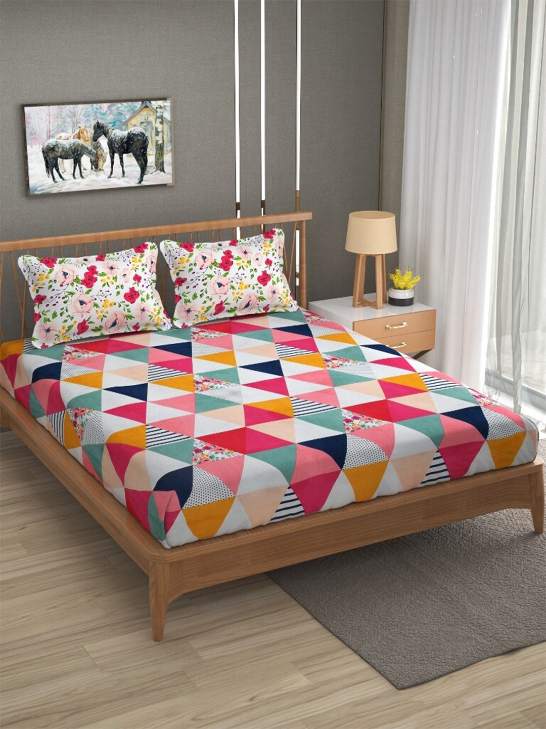 

Molly & Michel Pink & White Geometric Printed 210 TC Queen Bedsheet with 2 Pillow Covers