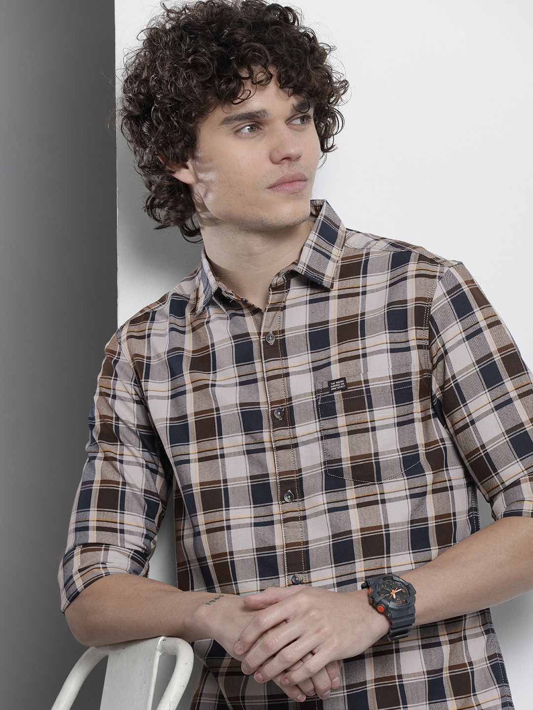 

The Indian Garage Co Men Tartan Checked Casual Shirt, Brown
