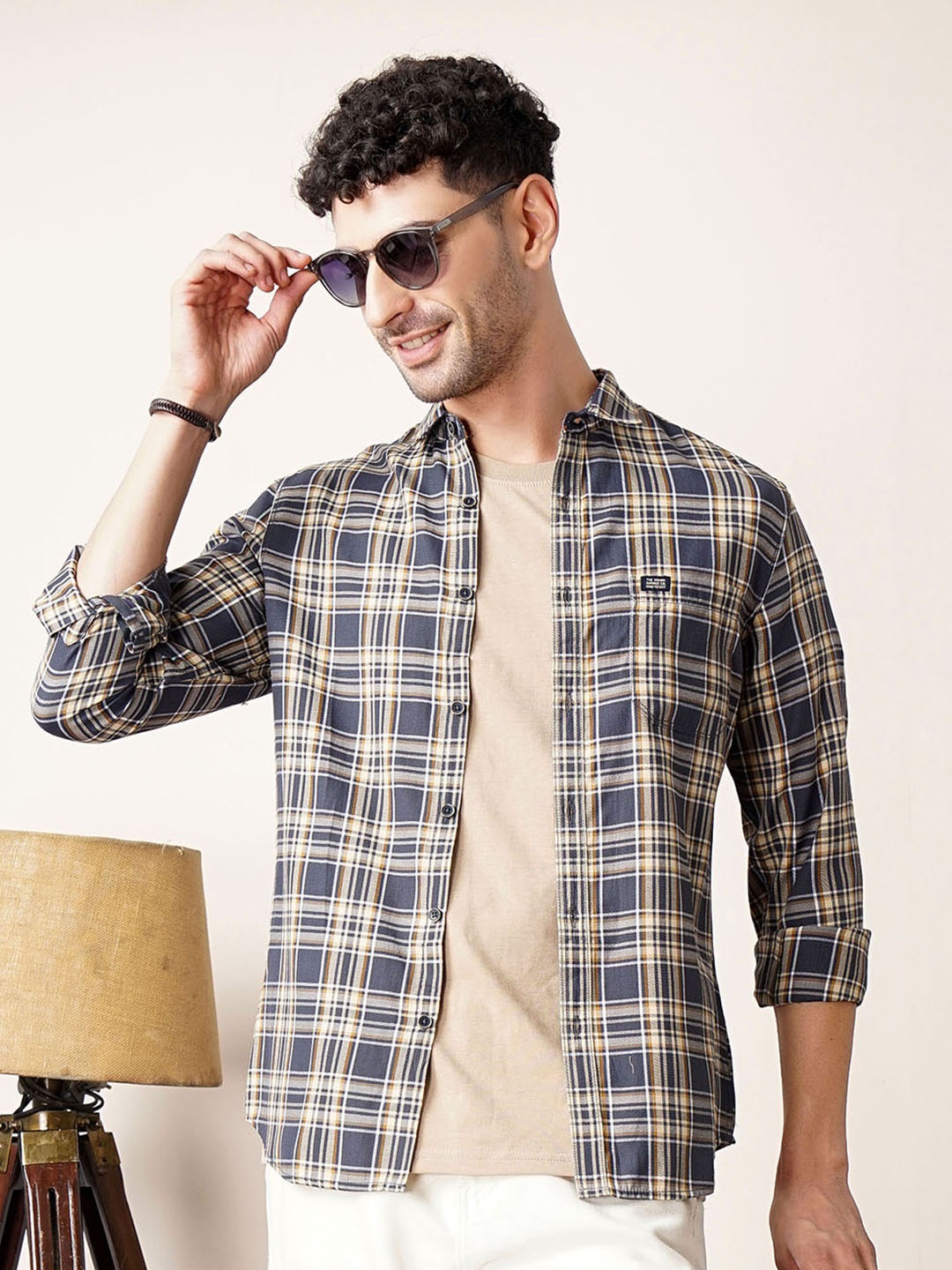 

The Indian Garage Co Men Tartan Checked Cotton Casual Shirt, Navy blue