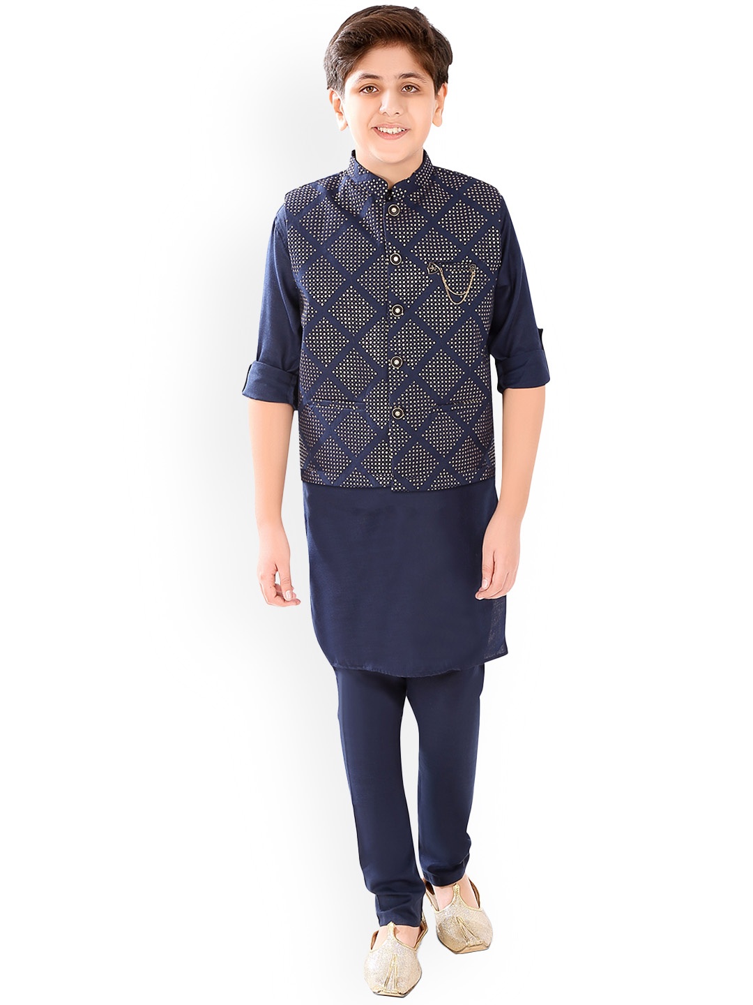 

CAVIO Boys Navy Blue Embroidered Sequinned Kurta with Pyjamas