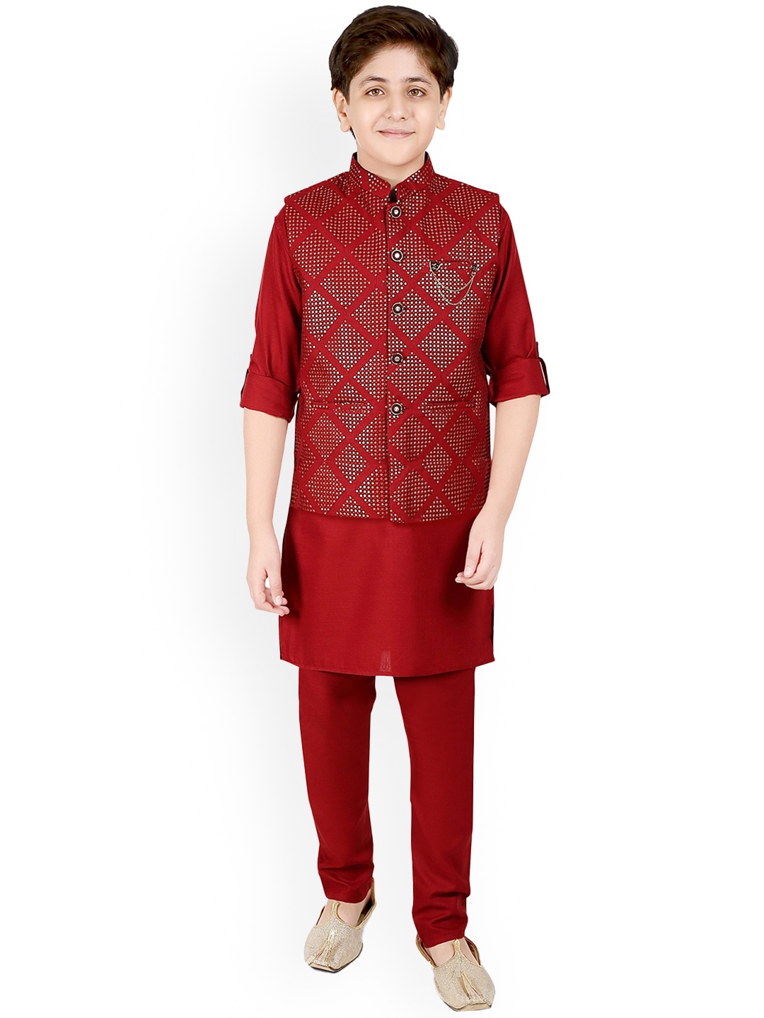 

CAVIO Boys Maroon Sequinned Kurta with Pyjamas