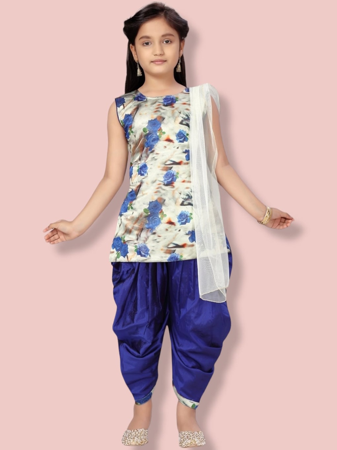 

Aarika Girls Floral Printed Pure Silk Kurti with Dhoti Pants & With Dupatta, Blue