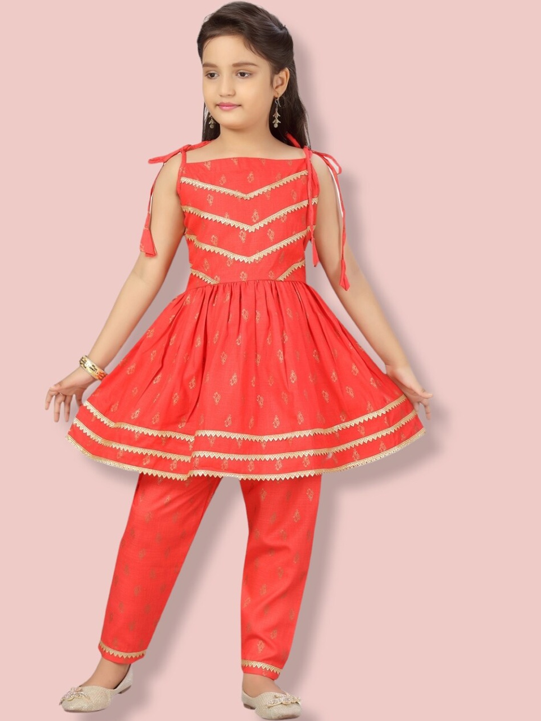

Aarika Girls Ethnic Motifs Printed Pure Cotton Kurta with Trousers, Red