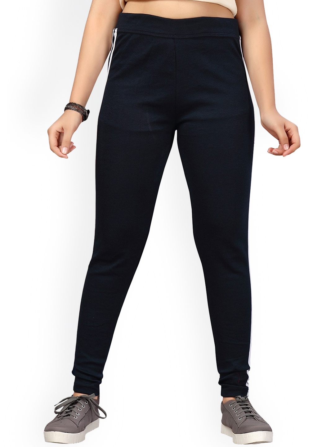 

Aarika Girls Mid-Rise Joggers, Navy blue