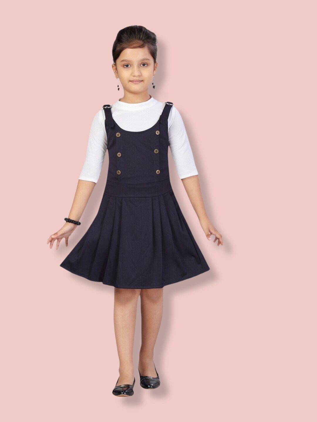 

Aarika Girls Solid Dungarees With T-Shirt, White