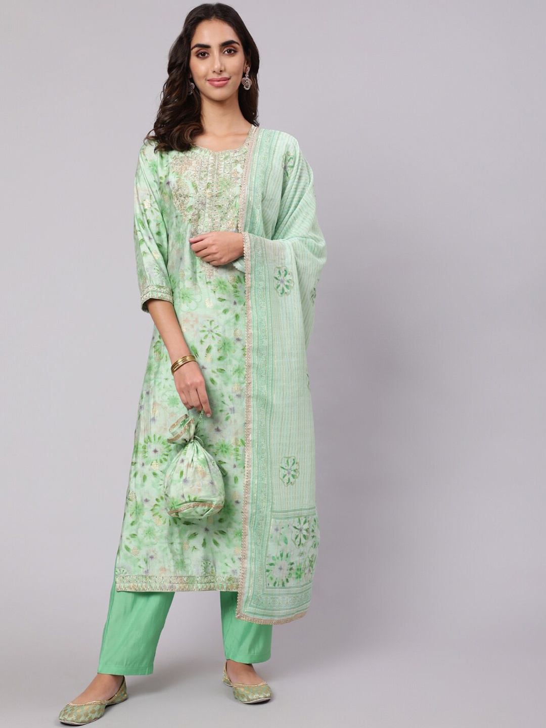 

Nehamta Ethnic Motifs Embroidered Kurta with Trousers & With Dupatta, Green