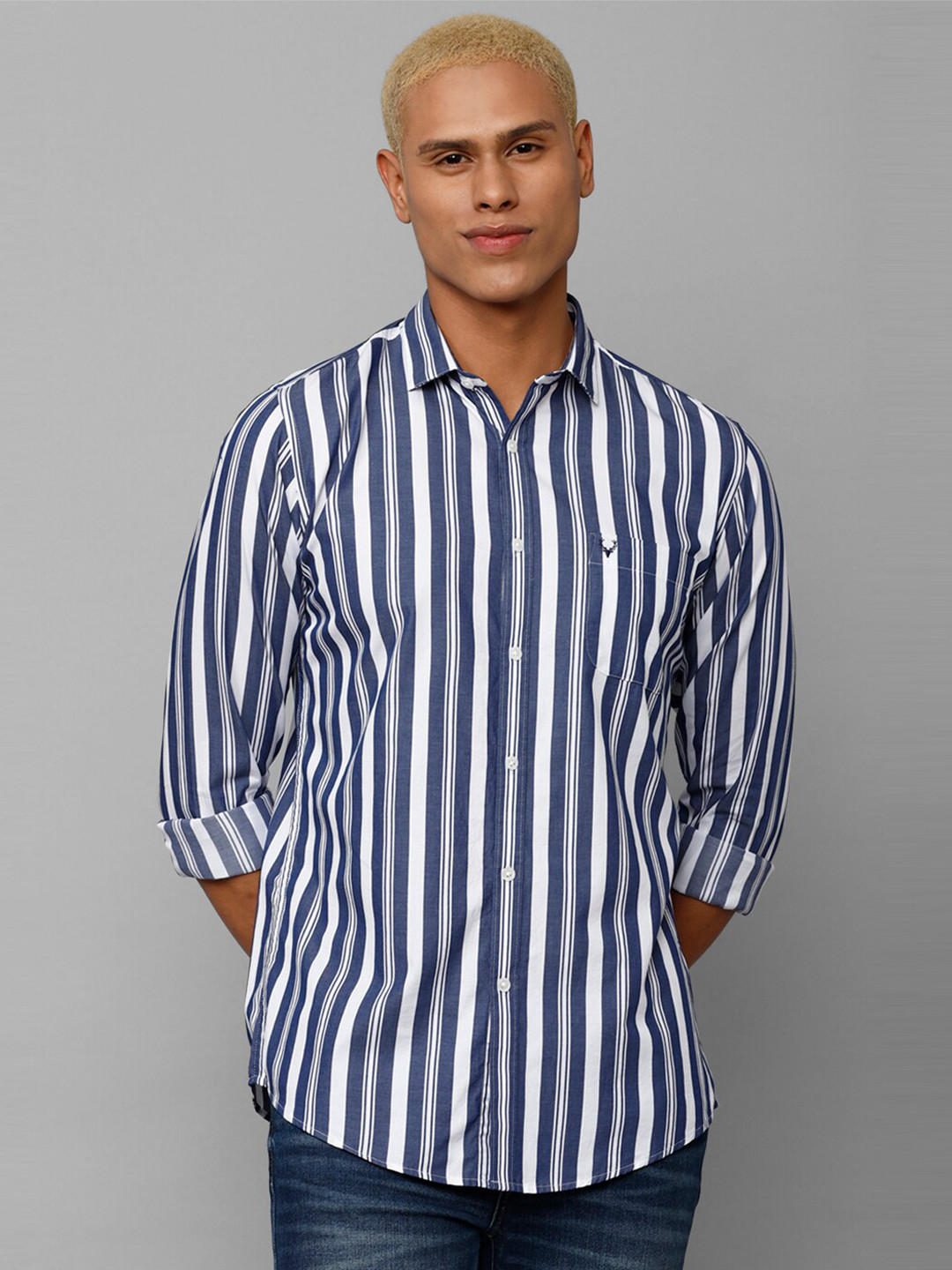 

Allen Solly Men Slim Fit Striped Pure Cotton Casual Shirt, Blue