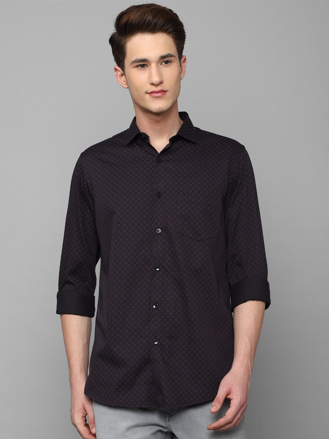 

Allen Solly Men Slim Fit Printed Casual Shirt, Black