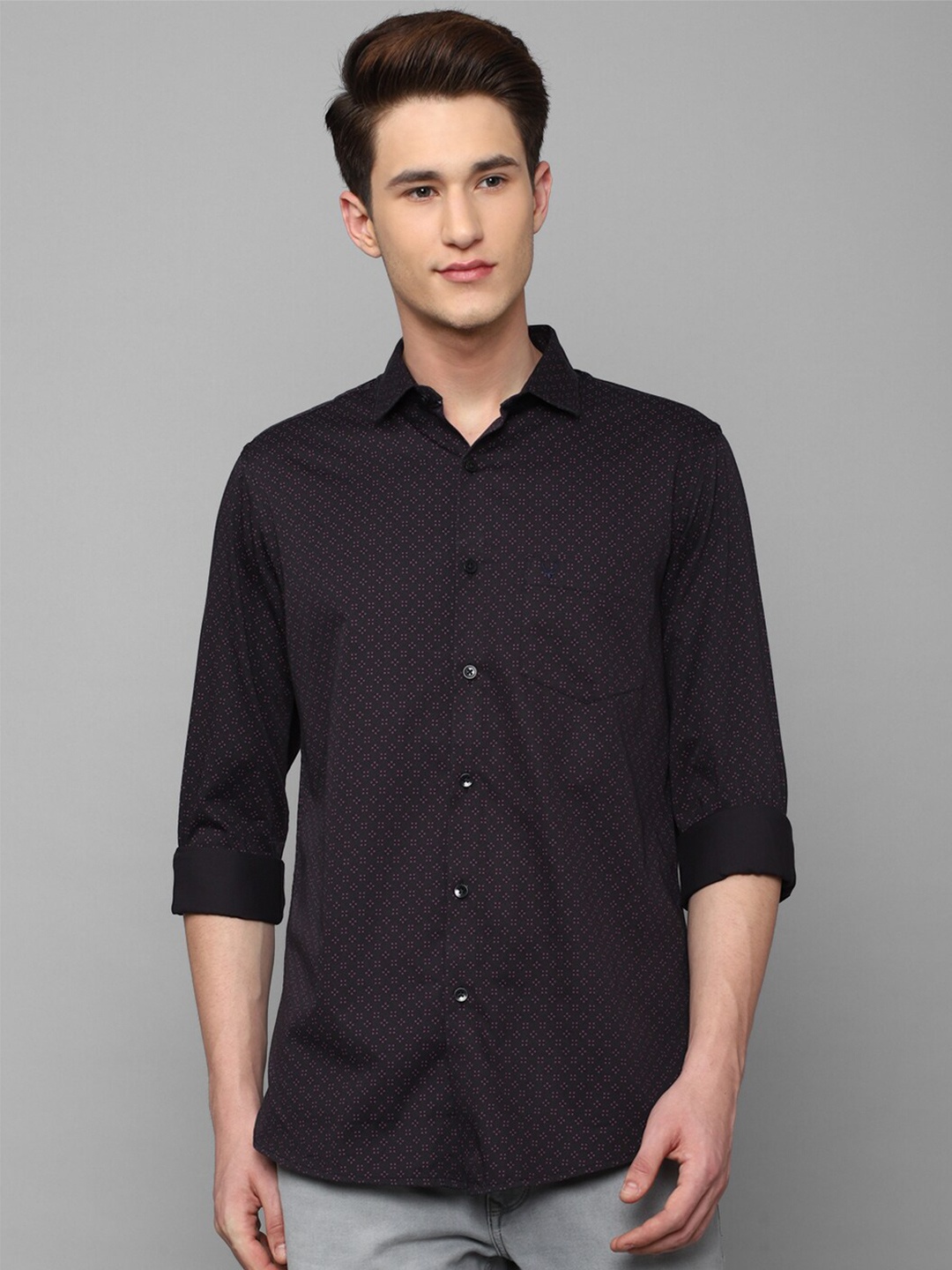 

Allen Solly Men Slim Fit Printed Casual Pure Cotton Shirt, Black