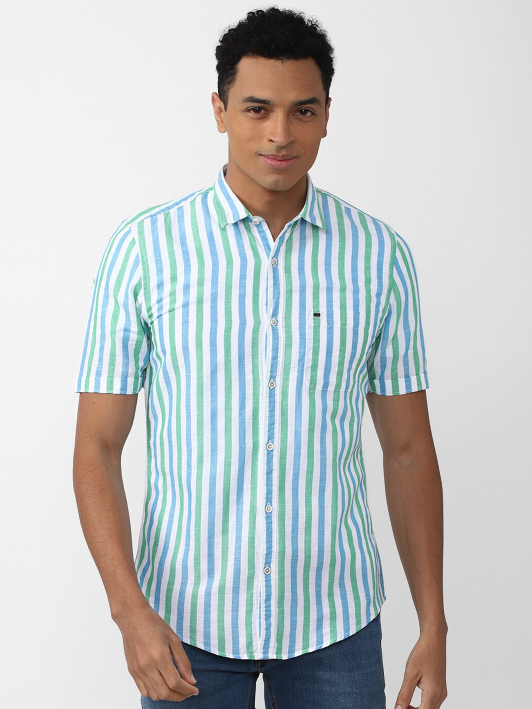 

Peter England Casuals Men Slim Fit Striped Casual Cotton Shirt, Green