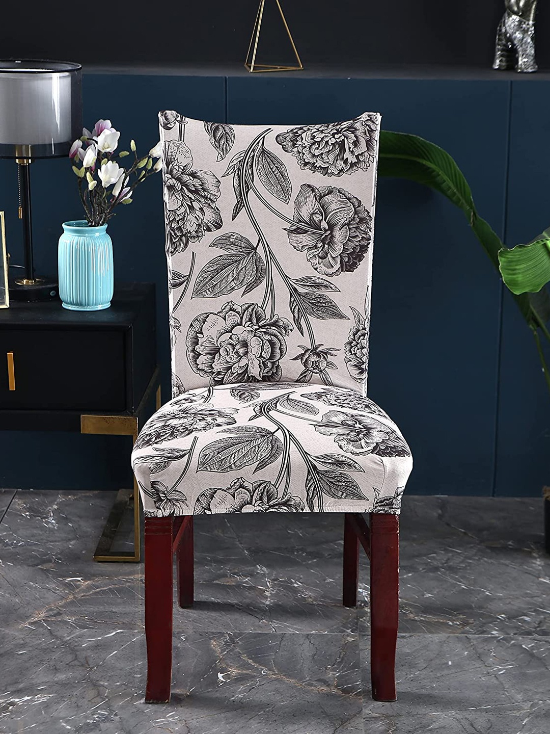 

HOUSE OF QUIRK Cream & Black Floral Printed Chair Cover
