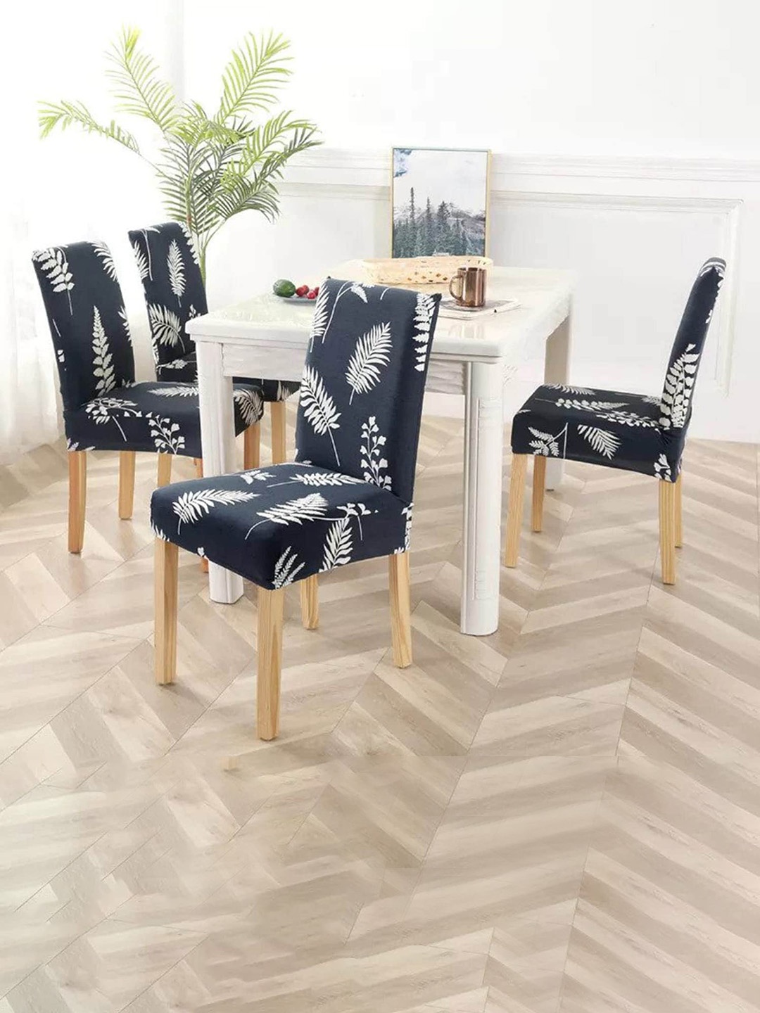 

HOUSE OF QUIRK Navy Blue & White Printed Chair Covers