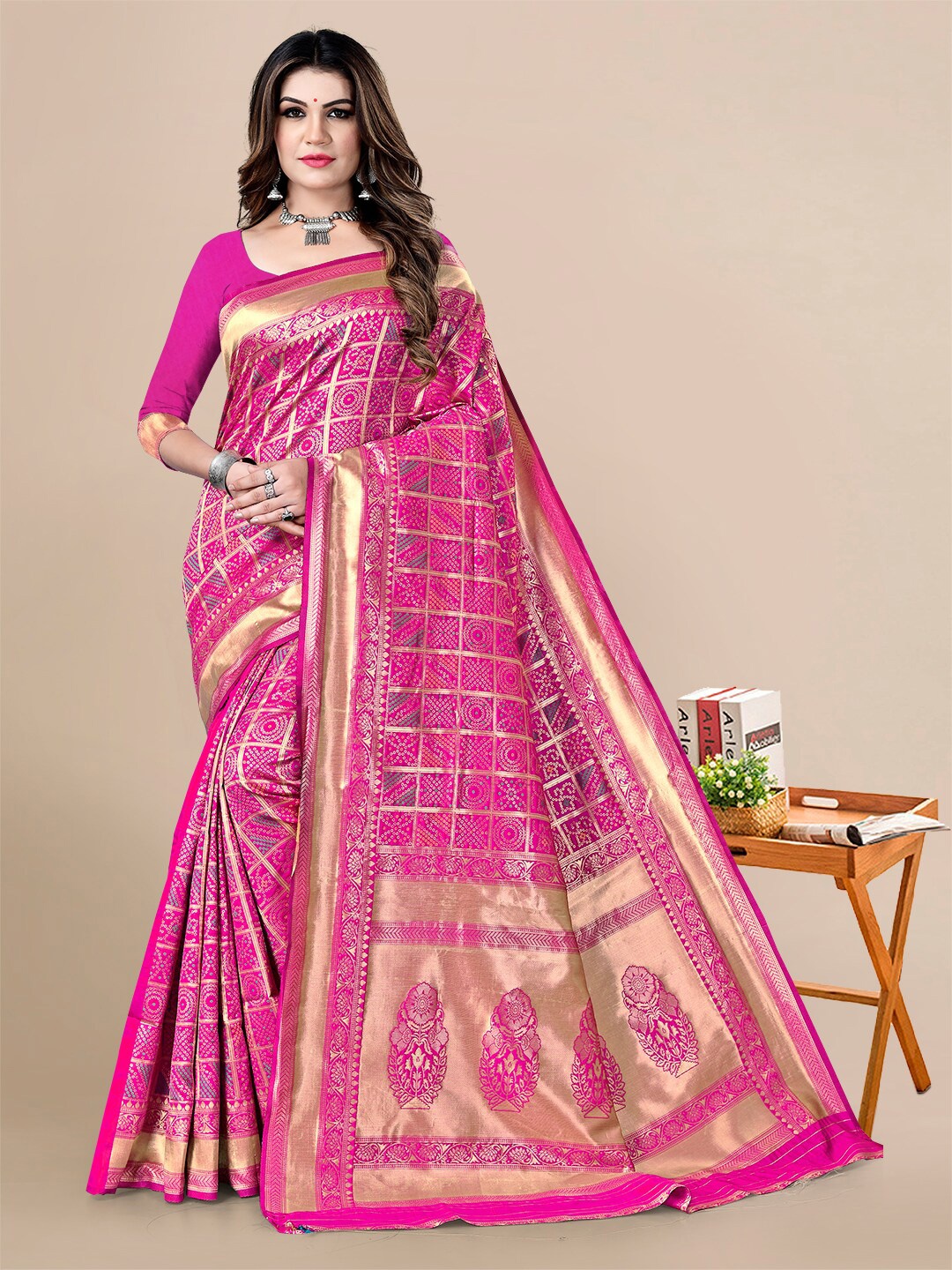 

Sidhidata Woven Design Zari Banarasi Saree, Pink