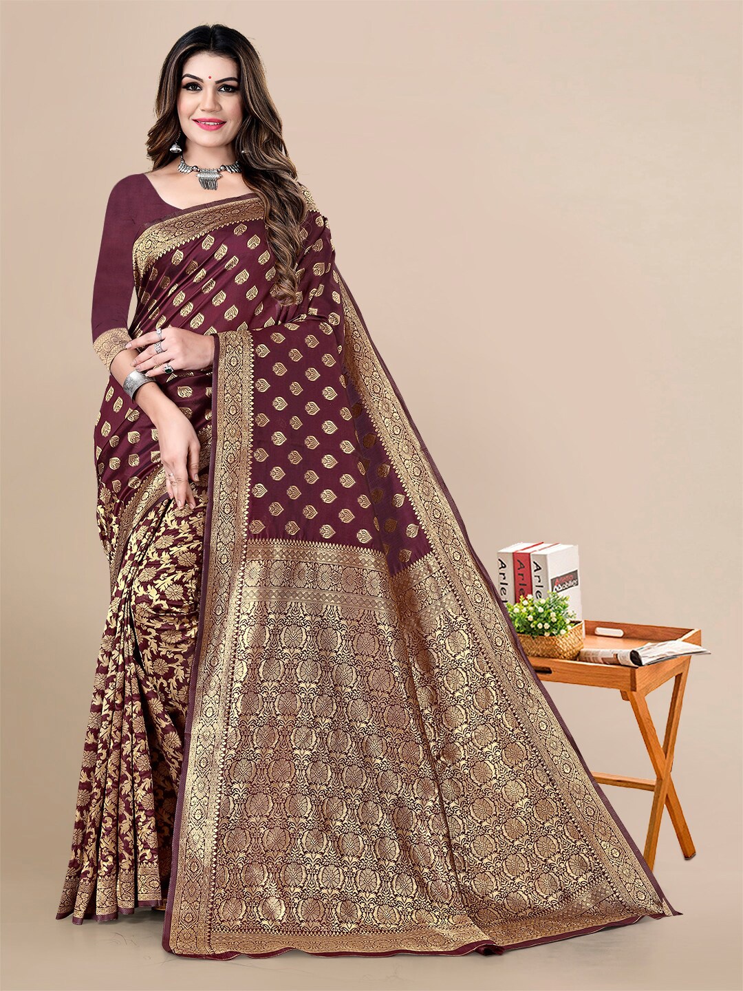 

Sidhidata Woven Design Zari Banarasi Saree, Brown