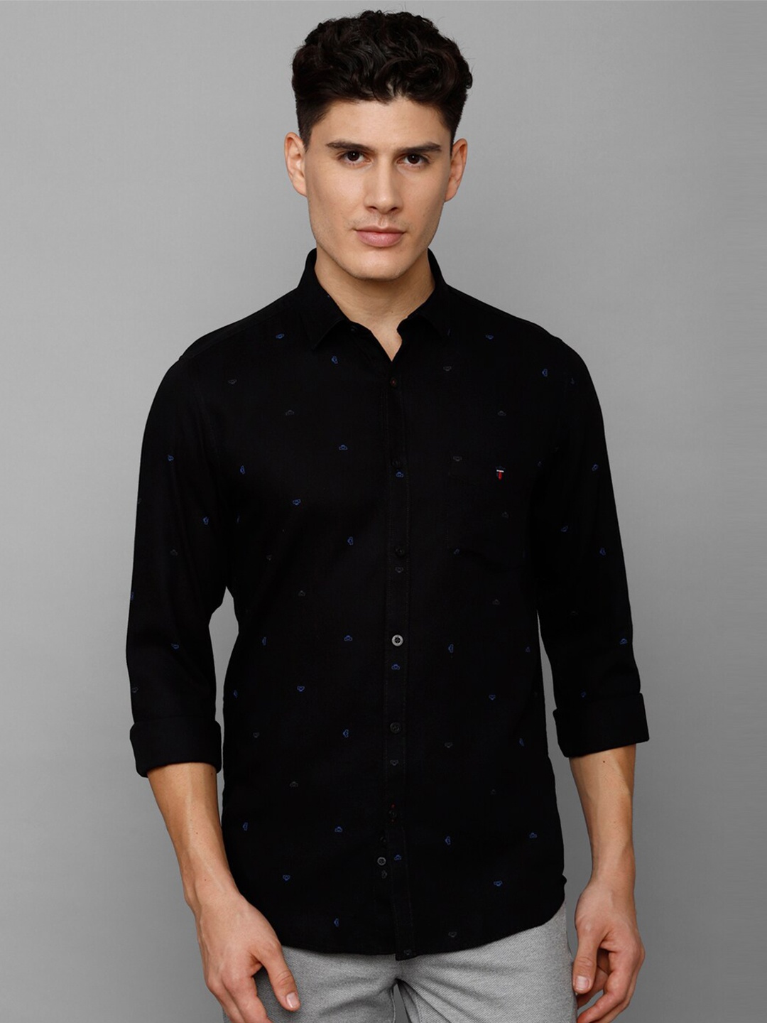 

Louis Philippe Sport Men Slim Fit Printed Formal Pure Cotton Shirt, Black