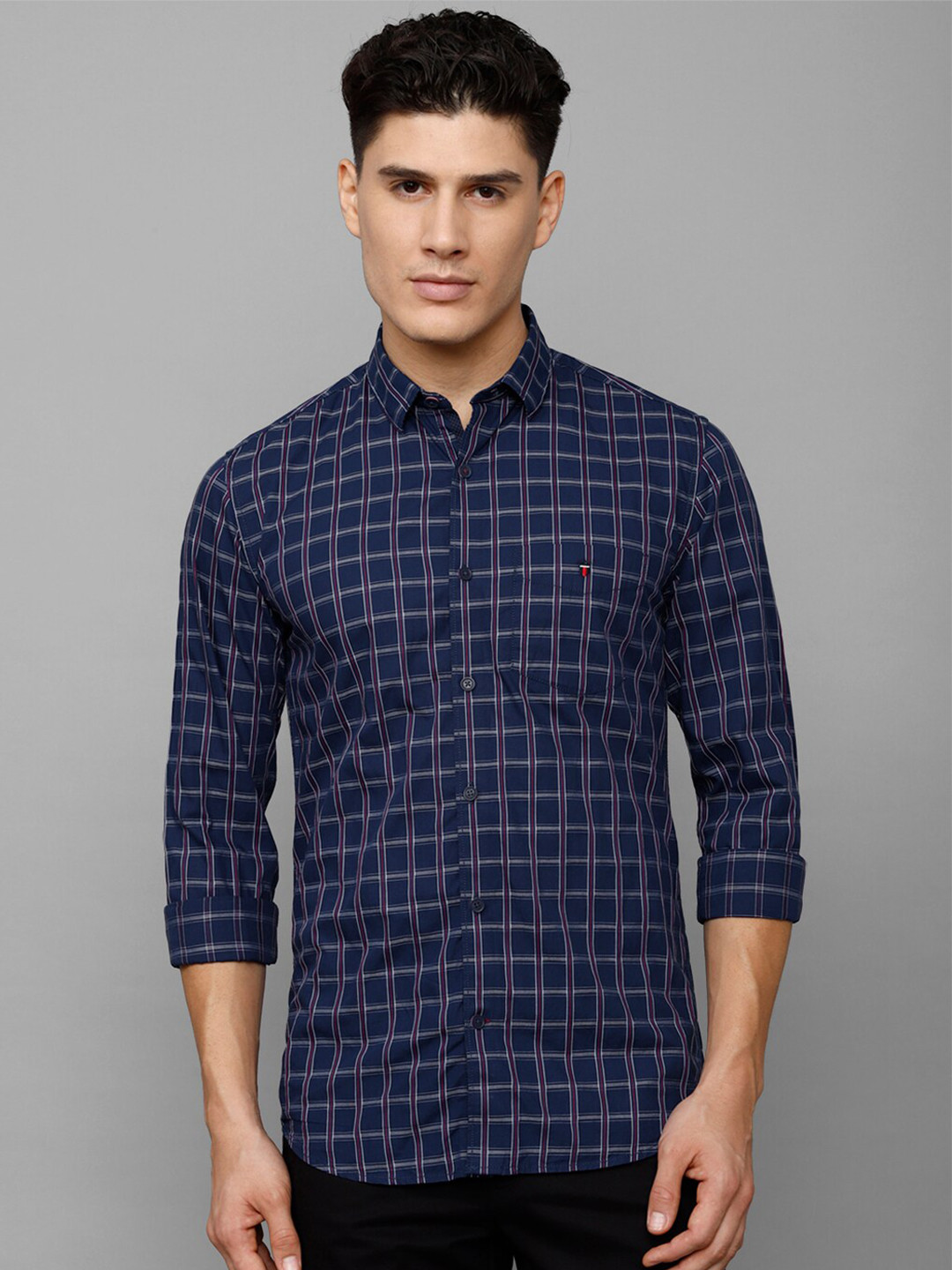 

Louis Philippe Sport Men Checked Cotton Casual Shirt, Navy blue