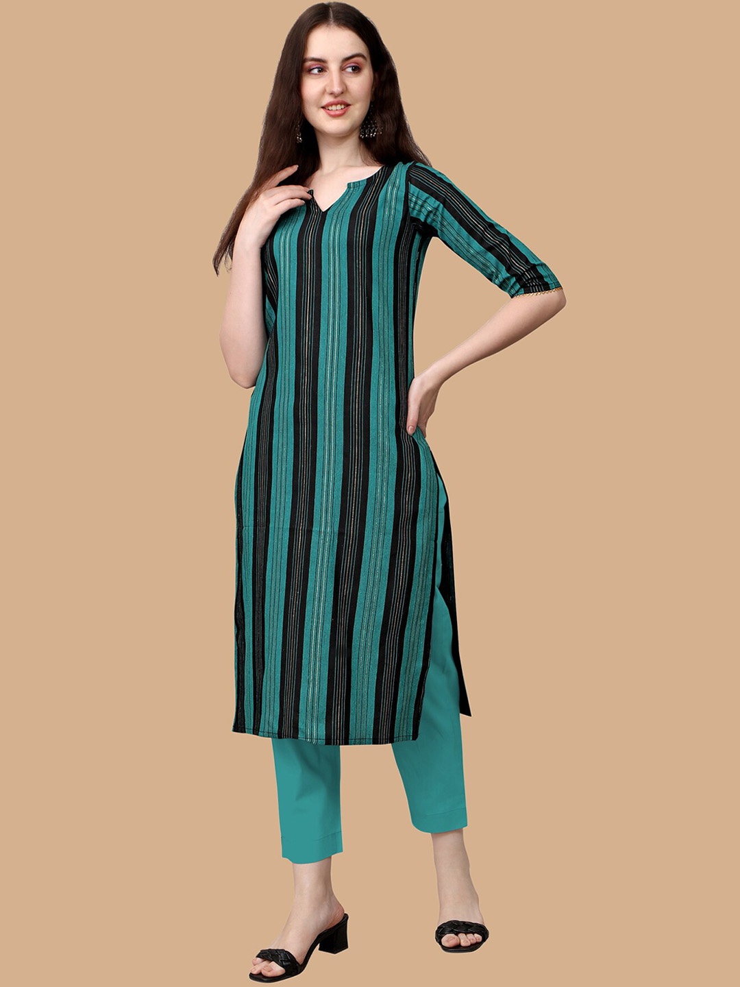 

KALINI V Neck Kurta, Teal