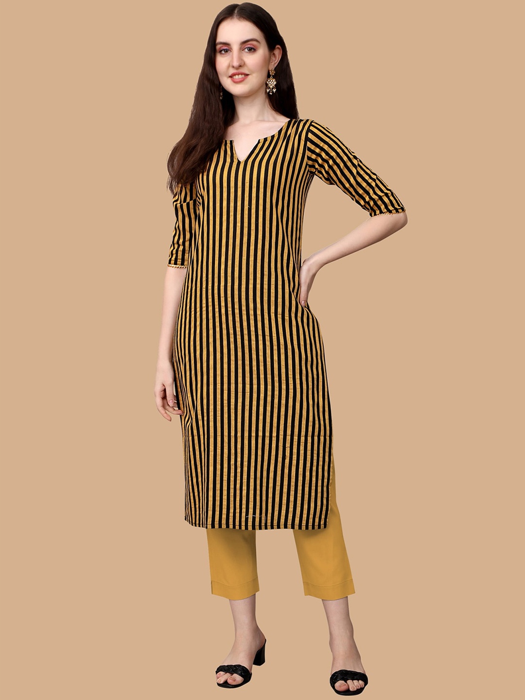 

KALINI Women Striped Gotta Patti Handloom Kurta, Mustard