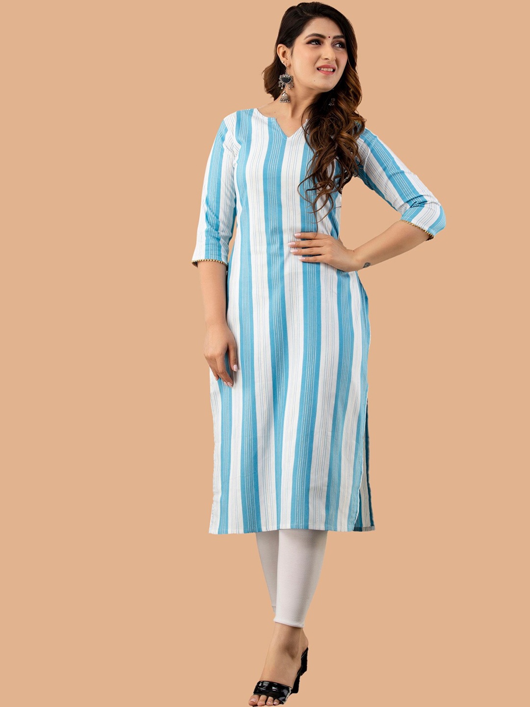 

KALINI Women Striped Gotta Patti Handloom Kurta, Blue